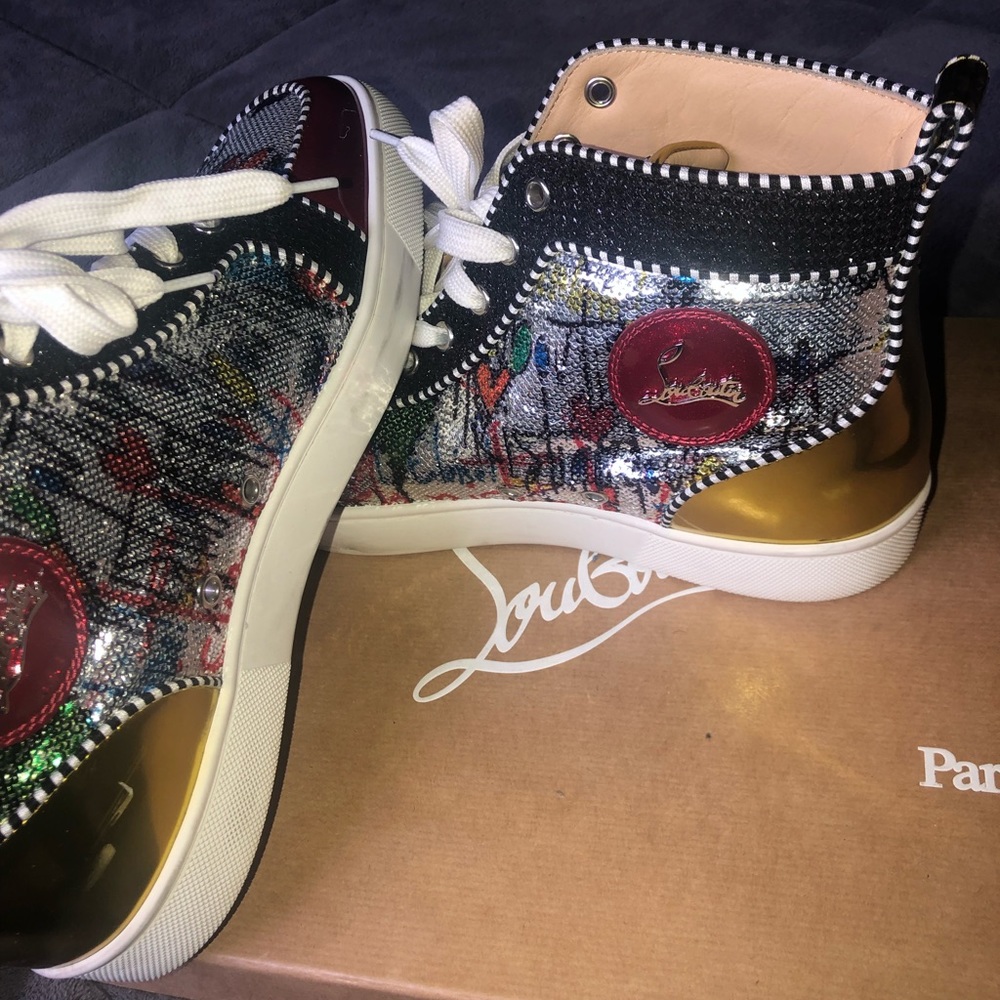 Shoes - Picture 3 of 3